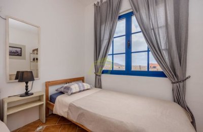 A tranquil coastal retreat in La Graciosa