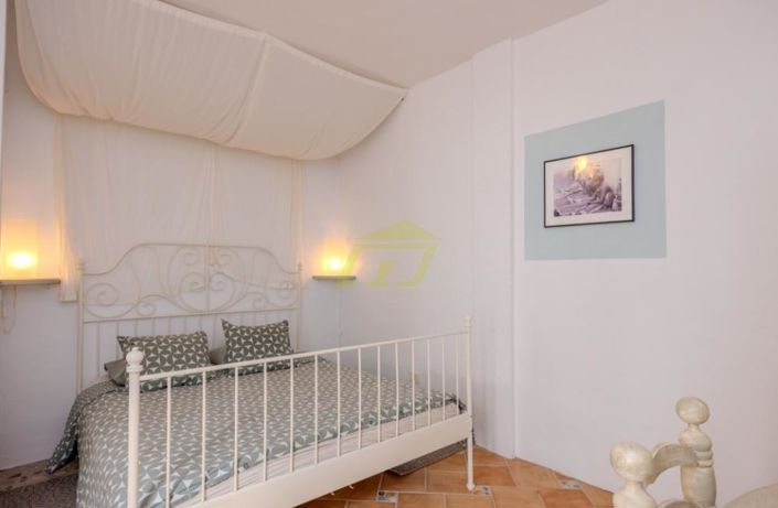 Image No.9-3 Bed Villa for sale