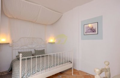 A tranquil coastal retreat in La Graciosa