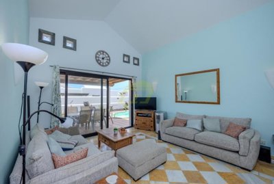 Exclusive corner plot villa on gated community in Playa Blanca