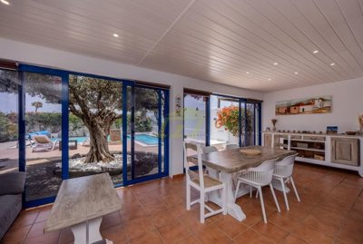 Elegant 2 bedroom villa in Costa Papagayo with private pool, jacuzzi & landscaped gardens