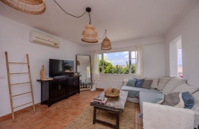 3 bedroom, 2 bathroom villa with enclosed garden with stunning views in Soo