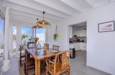 3 bedroom, 2 bathroom villa with enclosed garden with stunning views in Soo
