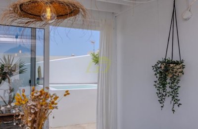 3 bedroom, 2 bathroom villa with enclosed garden with stunning views in Soo