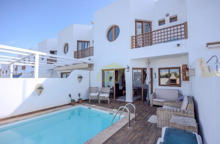 Image No.1-Villa de 3 chambres à vendre à Costa Teguise
