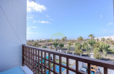 3 bedroom home with private pool in Costa Teguise