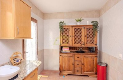 3 bedroom home with private pool in Costa Teguise