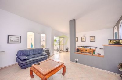 3 bedroom villa with garden in Costa Teguise