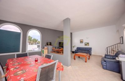 3 bedroom villa with garden in Costa Teguise