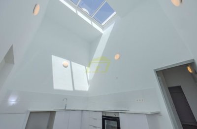 Newly Refurbished family home with guest apartment in Arrecife