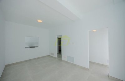Newly Refurbished family home with guest apartment in Arrecife