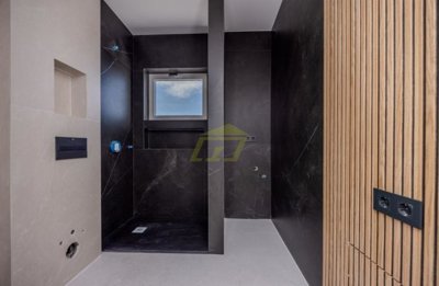 César Manrique-Inspired oasis in Tahiche’s volcanic heart