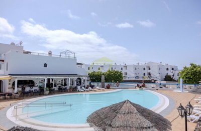 1 bedroom apartment with 2 communal swimming pools in Costa Teguise