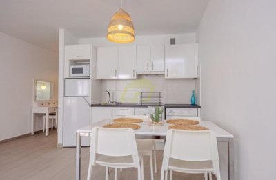 1 bedroom apartment with 2 communal swimming pools in Costa Teguise