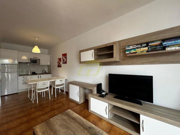 1 bedroom 1 bathroom apartment with communal pool in Costa Teguise