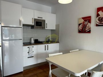 1 bedroom 1 bathroom apartment with communal pool in Costa Teguise