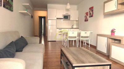 1 bedroom 1 bathroom apartment with communal pool in Costa Teguise