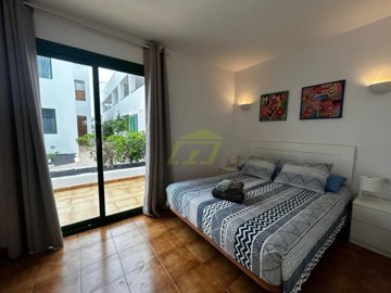 1 bedroom 1 bathroom apartment with communal pool in Costa Teguise