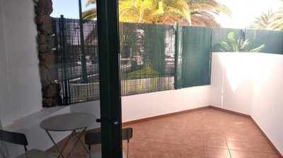 1 bedroom 1 bathroom apartment with communal pool in Costa Teguise