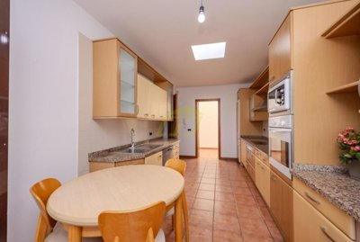 Fantastic semidetached villa with sea views in Playa Blanca