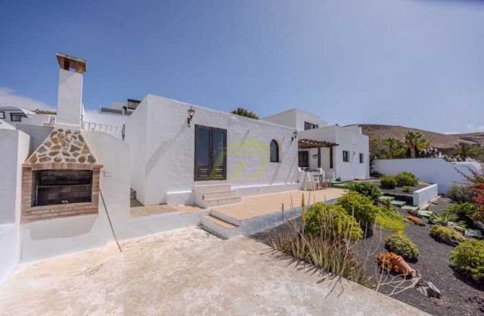 Image No.18-5 Bed Villa for sale