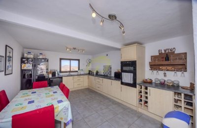 Great versatile villa with mountain and sea views and private pool in Nazaret