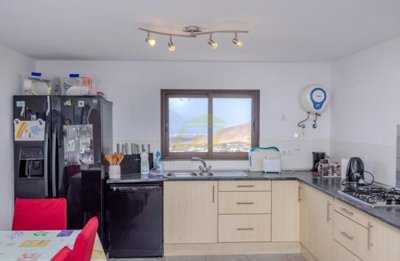 Great versatile villa with mountain and sea views and private pool in Nazaret