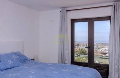 Great versatile villa with mountain and sea views and private pool in Nazaret