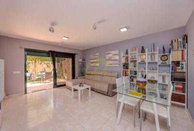 Well presented 3 bedroom property in Playa Blanca