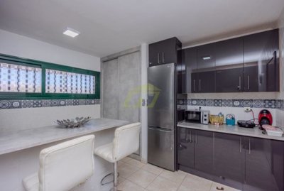 Well presented 3 bedroom property in Playa Blanca
