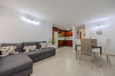 Ground floor apartment just 50m from the beach in Puerto del Carmen