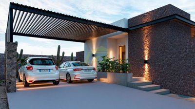 Off plan Luxury Villa built in the prestigious resort of Puerto Calero