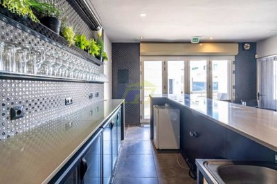 Renovated bar for lease in Puerto del Carmen
