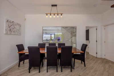 Stunning modern 7 bedroom villa private pool and solar panel in Playa Blanca
