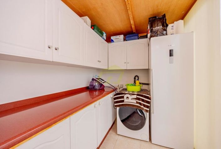 Image No.18-3 Bed Villa for sale