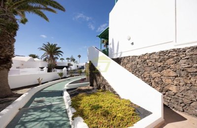 Apartment with sea views in Las Coronas Complex Playa Bastián