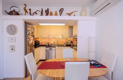 Apartment with sea views in Las Coronas Complex Playa Bastián