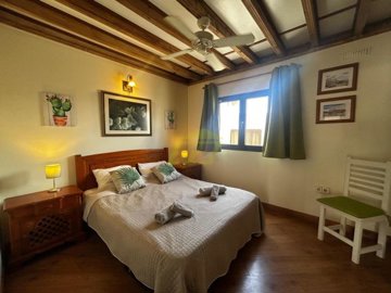 Large and fully furnished 2 bedroom duplex in Sands Beach Costa Teguise