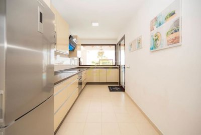 Elegant Playa Blanca villa with private pool, terraces & prime location