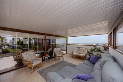 Tranquil countryside villa with panoramic views, spacious living, and mature gardens