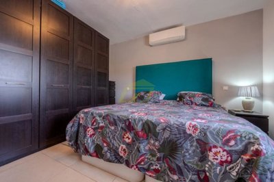 Tranquil countryside villa with panoramic views, spacious living, and mature gardens