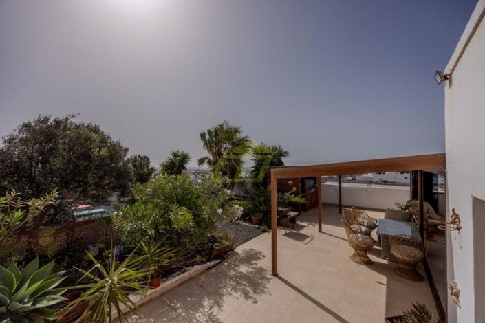 Image No.27-2 Bed Villa for sale