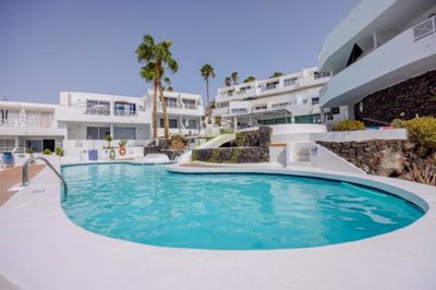Charming property with sea views in Puerto del Carmen
