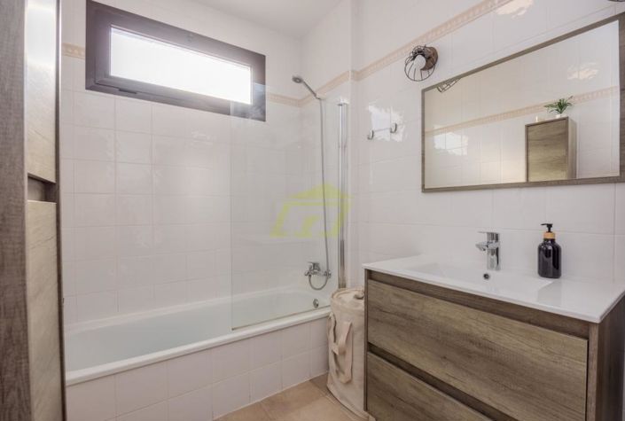 Image No.12-3 Bed Villa for sale