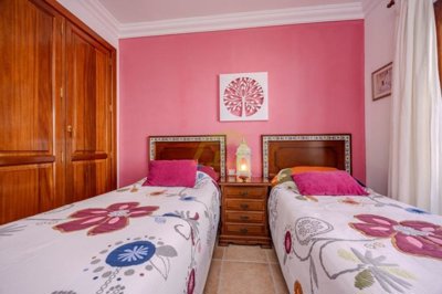 Fantastic 3 bedroom duplex with communal pool in Playa Blanca