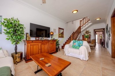 Fantastic 3 bedroom duplex with communal pool in Playa Blanca