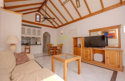 1 Bedroom apartment with communal pool in Costa Teguise
