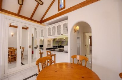 1 Bedroom apartment with communal pool in Costa Teguise