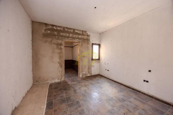 Image No.8-3 Bed Villa for sale