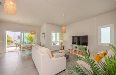 3 bedroom, 3 bathroom villa in fantastic location in Costa Teguise